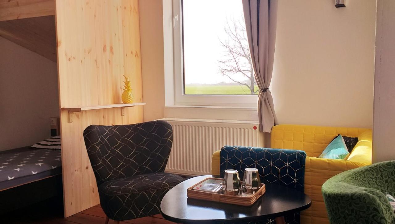 Bed and Breakfast Ahoi Wesselburenerkoog Екстер'єр фото