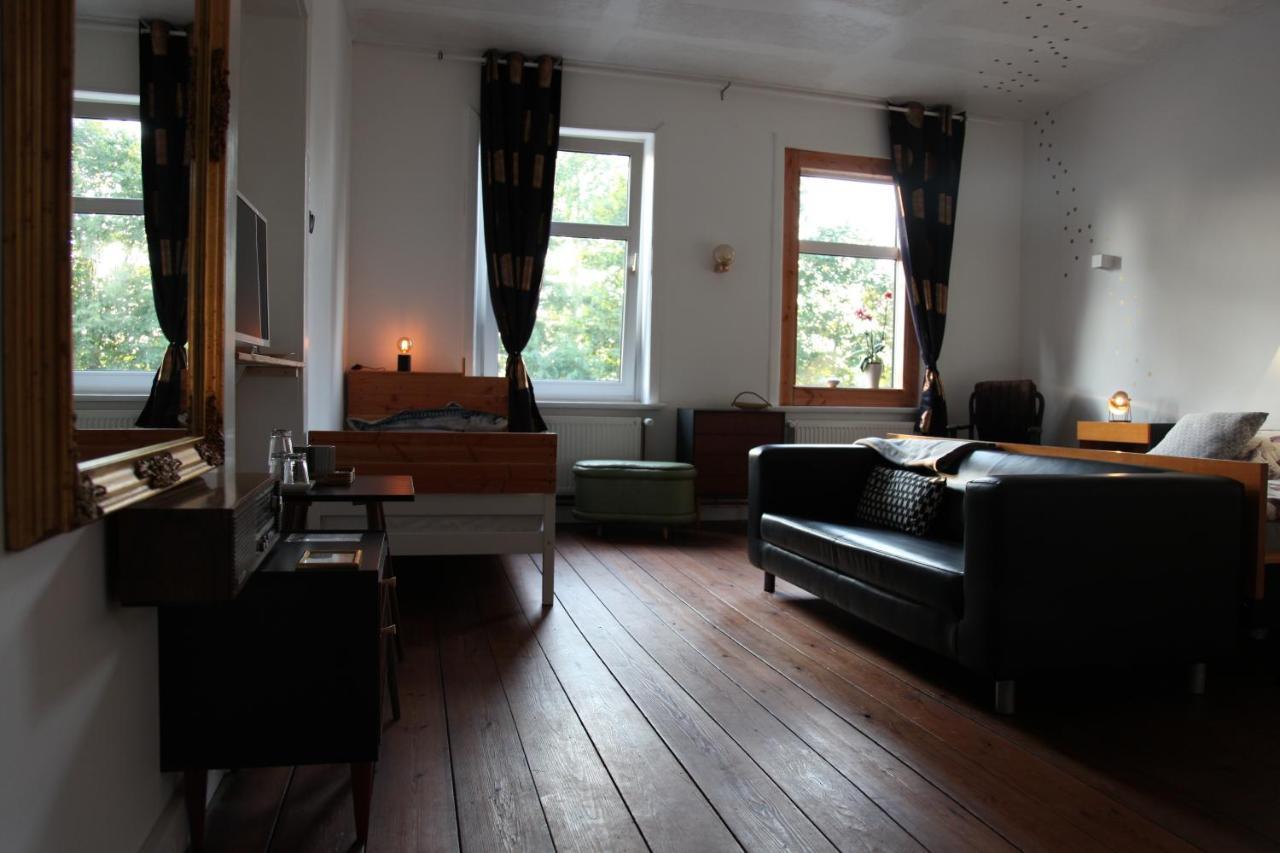 Bed and Breakfast Ahoi Wesselburenerkoog Екстер'єр фото